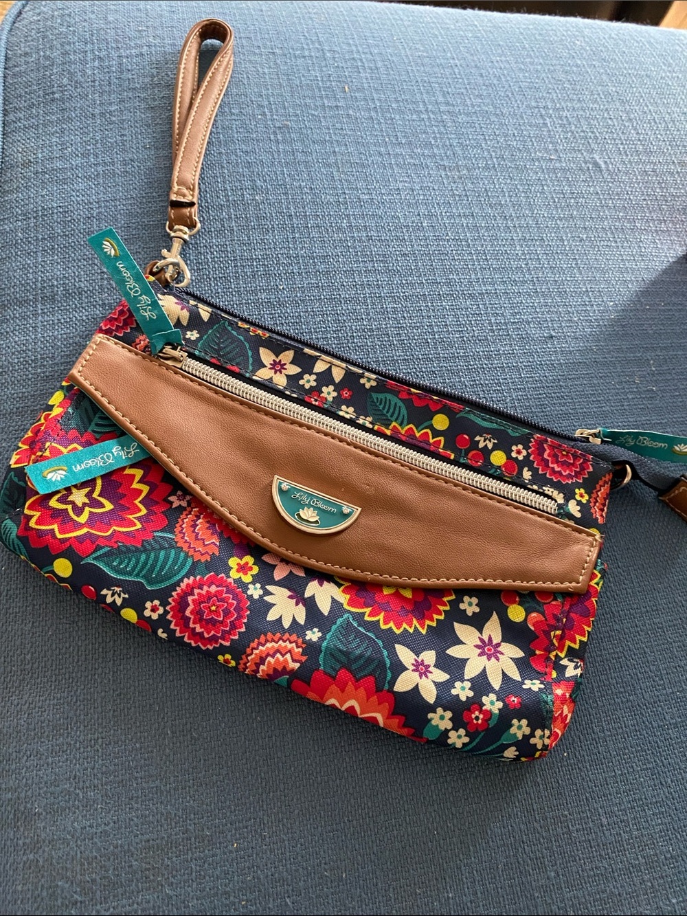 Lilt Bloom Floral Wristlet Clutch in Navy and Brown Trim